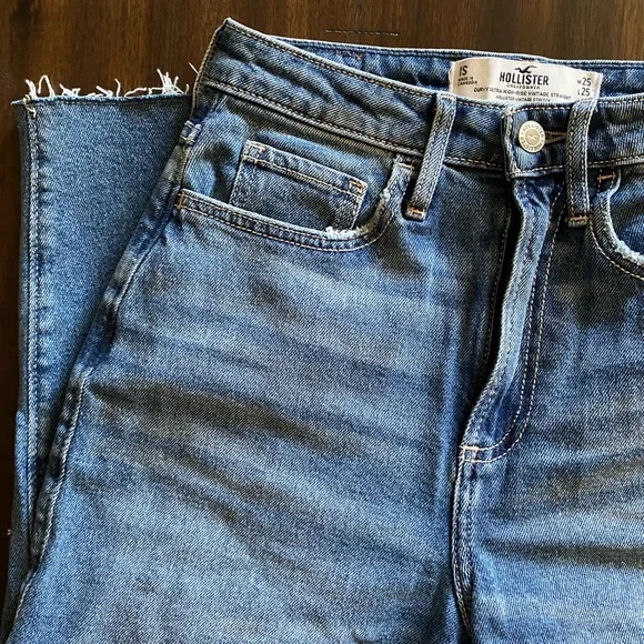 Hollister curvy ultra high rise vintage straight - Picture 1 of 6